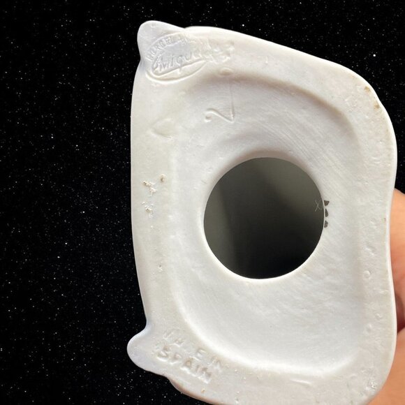 Miquel Requena Valencia Spain Glossy Porcelain Girl ANITA Figurine 9.5”T 3”W - Picture 6 of 6